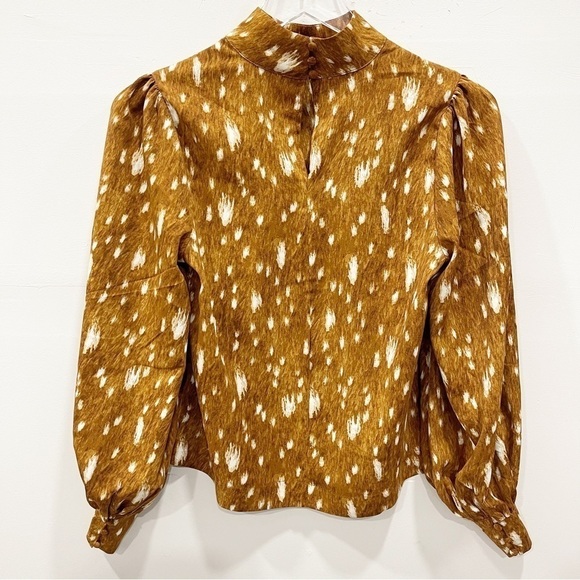 Cara Santana + Apt. 9 Mock Neck Shirred Blouse Size XS in Camel Dot - Picture 2 of 10